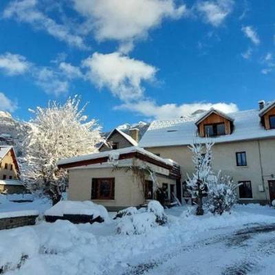auberge in snow.jpg